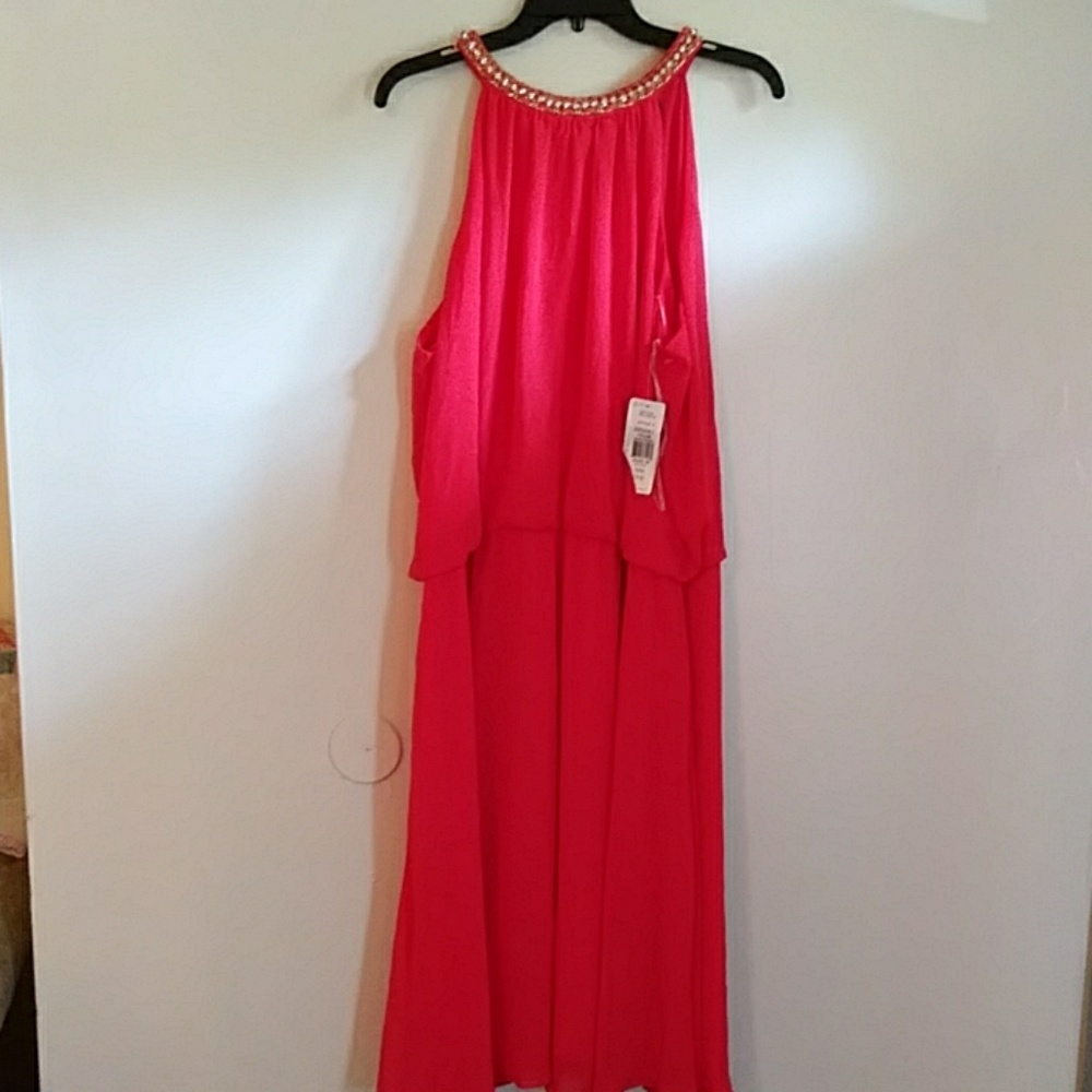 Prom dress - Picture 1 of 6